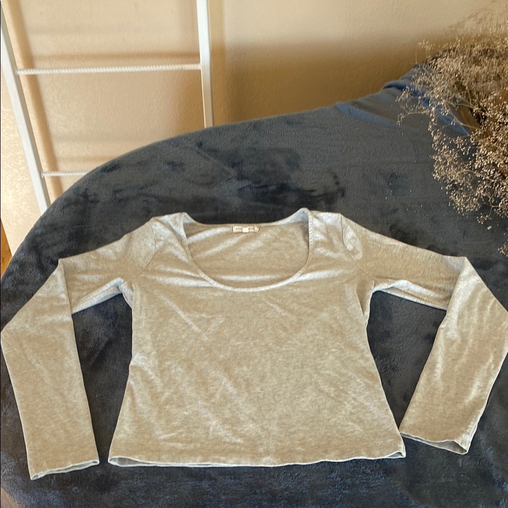 Good American Cream Gold Fitted Crop Blouse